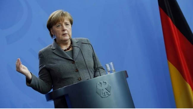 Merkel Says Islamist Terrorism is Biggest Test for Germany